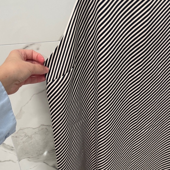 H&M Black and White Striped Maxi Dress - Picture 4 of 5